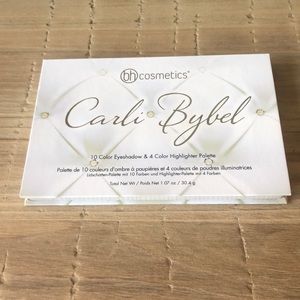 BH cosmetics Eyeshadow & Highlighter palette